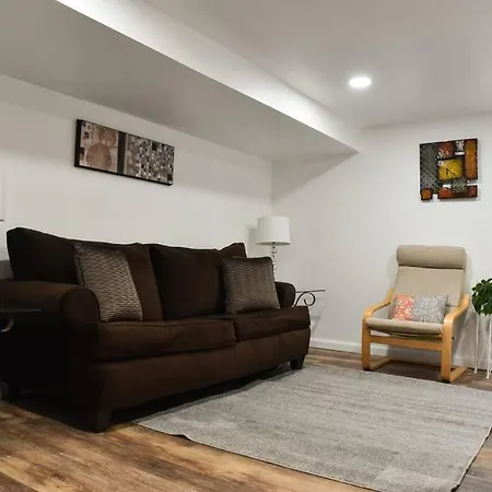 Cozy Mount Washington Home With Parking-Sleeps 4