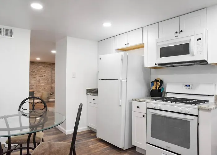 Cozy Mount Washington With Parking-sleeps 4 Apartment